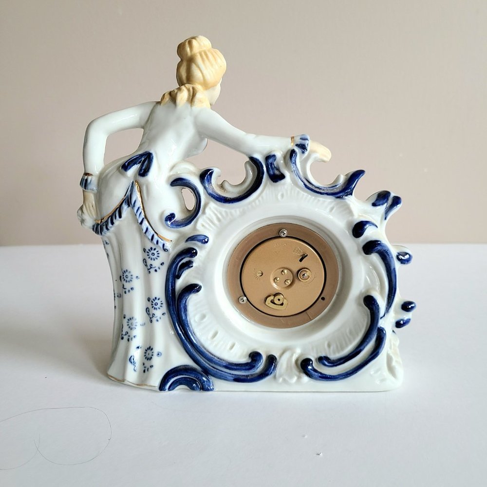 Vintage porcelain table clock with lady figurine Japan. AS IS - Picture 5 of 7